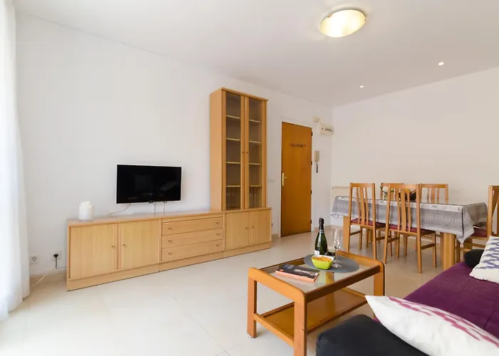 Apartament Apto Lyra Cerca De Playa 5 Huespedes Lloret de Mar